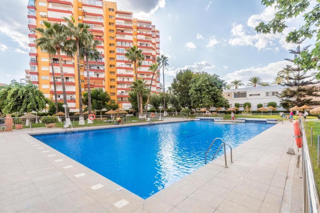 Coqueto Apartamento En Puerto Marina Con Piscina Benalmádena Exterior photo